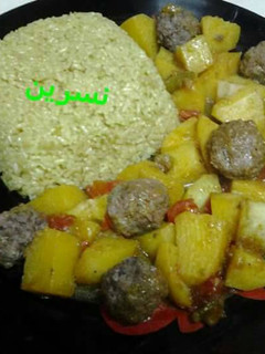 صورة لوصفة مكعبات البطاطس مع كفته اللحمه
