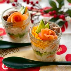 A picture of Cup Sushi.