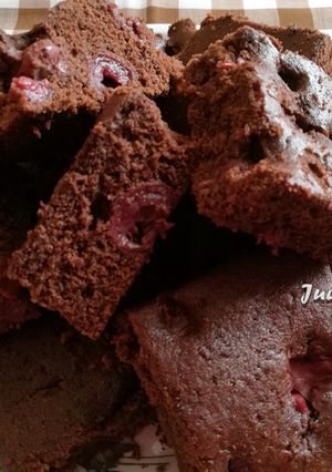 🧡Bögrés kakaós - meggyes gyors kevert süti 🧡 recept fotója