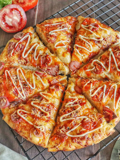 Foto resep Smoke beef and sausage Pizza