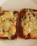 Bánh Mỳ Pizza - bữa sáng nhanh kiểu Tây