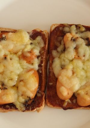 Hình của món Bánh Mỳ Pizza - bữa sáng nhanh kiểu Tây.