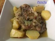 Una foto de aguja de carne al sartén
