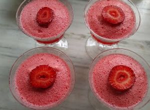 Una foto de Espuma de fresas
