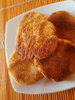 Una foto de Galletas Keto de coco y mandarina!