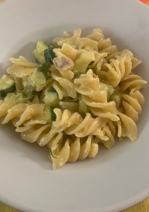 Foto di Fusilloni zucchine uova e pancetta