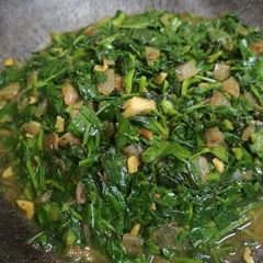 Lasuni methi A picture of Lasuni methi.