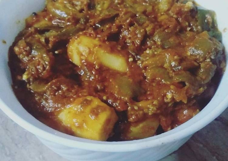 Step-by-Step Guide to Make Any-night-of-the-week Torai Baingan ki sabzi