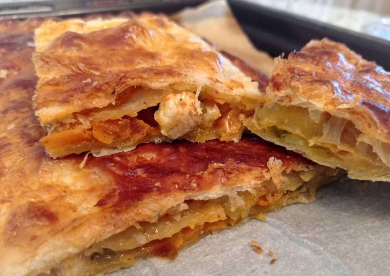 Empanada de pollo y verduras