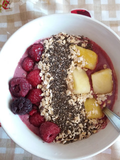 Una foto de Smoothie bowl berries para desayunar!
