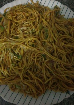 A picture of Veg chowmin.