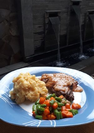 Foto resep Sirloin Steak Sederhana