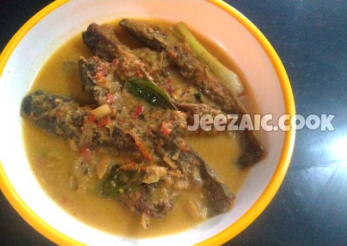 Resep: Lele Goreng Kuah Santan Rumahan