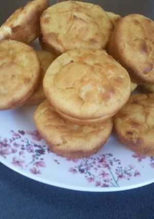 A picture of Cheese Muffins.