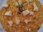 Una foto di risotto al parmigiano