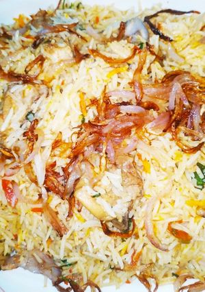 A picture of Chicken biryani.