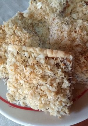 Una foto de Tarta de Quaker, dulce de leche y coco, rápida y fácil