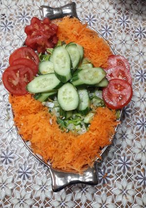 عکسی از دستور تزئین سالاد کاهو و کلم