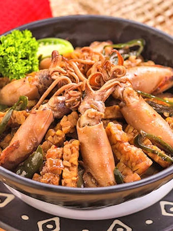 Cara Mudah Menyiapkan Resep  Resep Oseng Cumi Tempe Cabe Ijo yang Menggugah Selera, Enak Banget