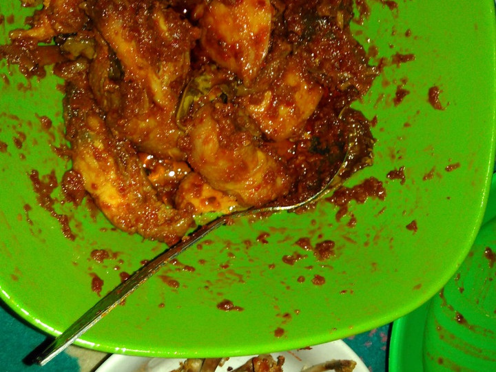 Cara Bikin Ayam panggang semur pedas Simpel