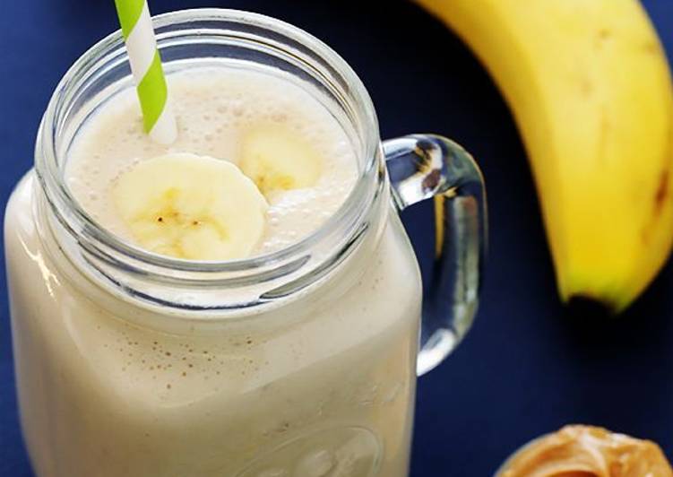 Recipe of Quick Banana Smoothie for gaining weight 💪🙏