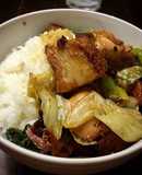 Costilla Crispy salteada con Lechuga