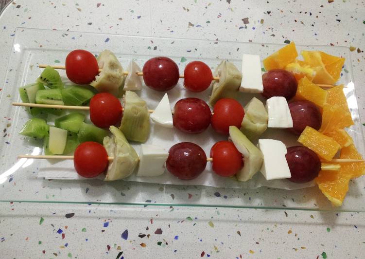 Pinchitos de frutas y verduras