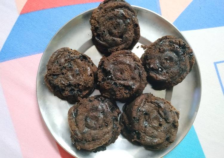 Step-by-Step Guide to Make Any-night-of-the-week Choco Chip Cupcakes