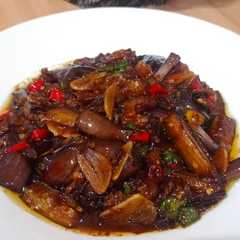 Terong kecap pedas রেসিপির প্রধান ছবি