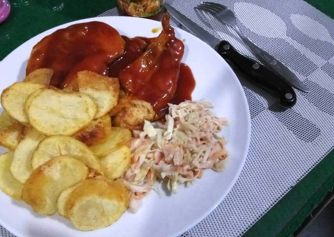 Bagaimana Membuat Simple chicken steak with barbeque sauce &amp; salad Anti Gagal