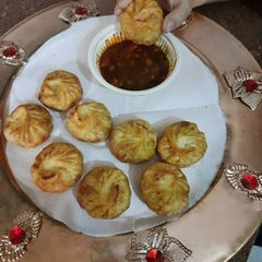A picture of Veg fry momos.