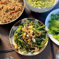 A picture of Stir-Fried Water Spinach w/ Fermented Shrimp Paste | Rau Muống Xào Tỏi Mắm Tôm.
