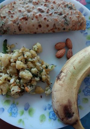 A picture of Rice flour chilla with jeera aloo.
