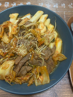 韓式泡菜牛肉年糕 的食譜成品照片