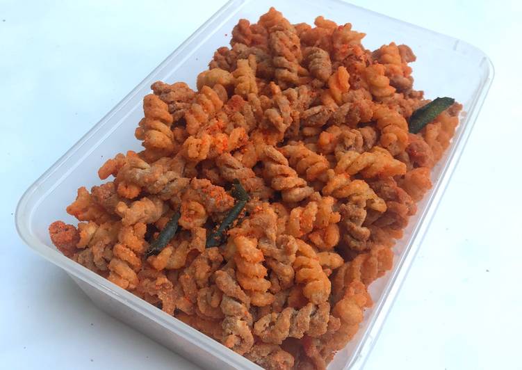 Resep Makaroni Kering Pedas Daun Jeruk Yang Maknyus