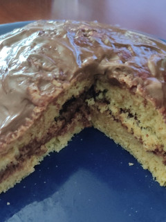 Una foto de Bizcocho relleno de nocilla fit