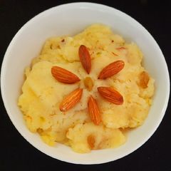 A picture of Suji Shira (Mohan bhog).