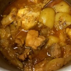 A picture of Chicken with kadu sharif.