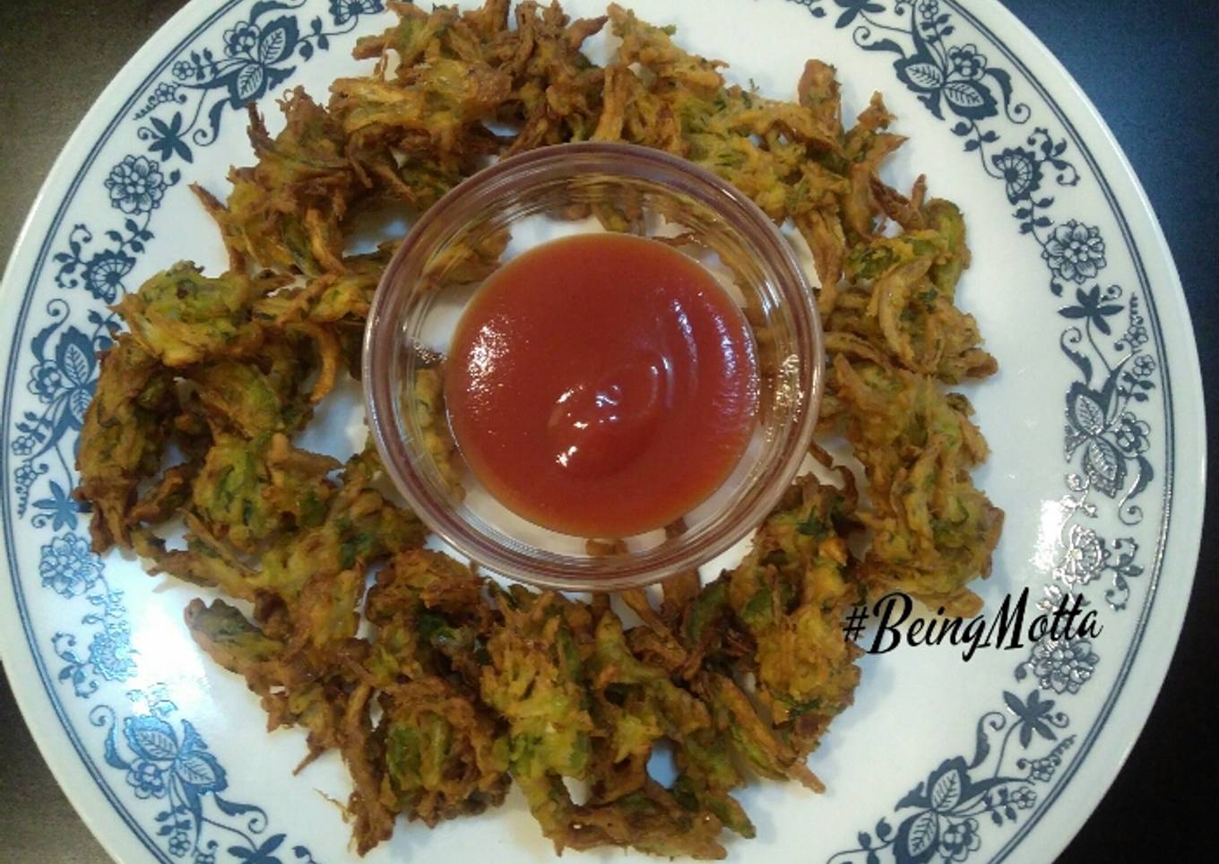 Onion-Capsicum Pakoras