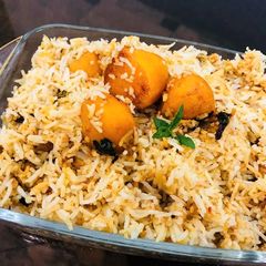 A picture of Aloo Dum Biryani.
