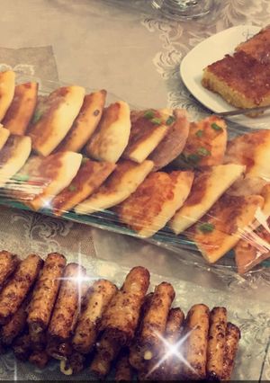 صورة لوصفة بيتزا بعجينة العشر دقايق