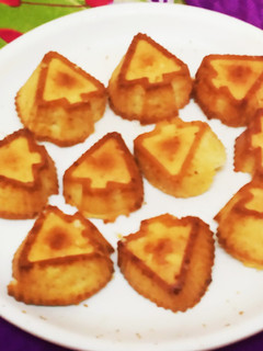 A picture of Muffins.
