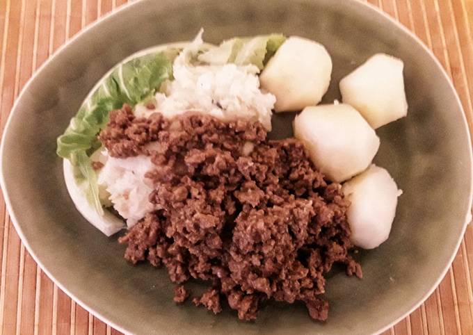 Easiest Way to Prepare Gordon Ramsay Sig's Cauliflower Puree with Minced Meat