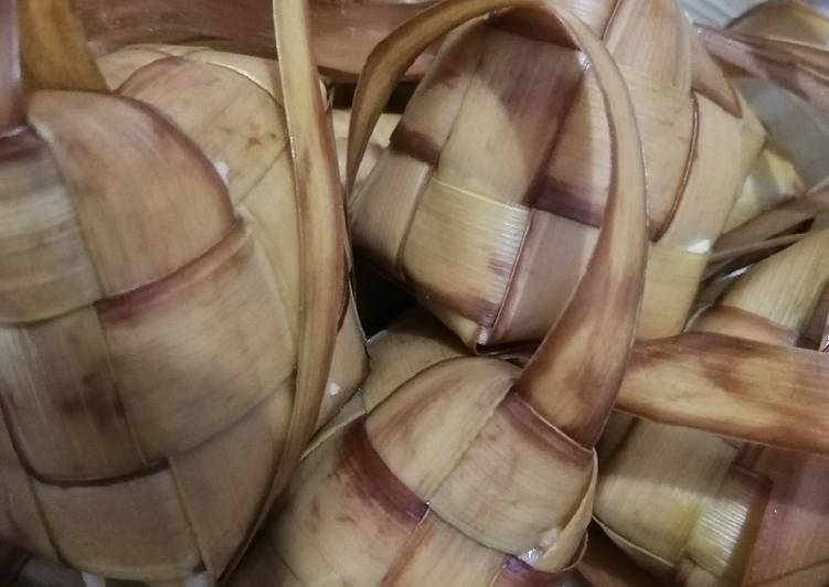 Ketupat mudah dimasak