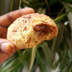 A picture of Chocolates and Nuts cookies.