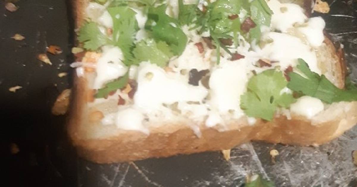 गार्लिक ब्रेड (Garlic bread recipe in Hindi) रेसिपी बनाने की विधि in