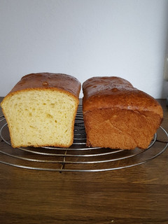 A picture of French brioche.