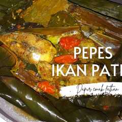 A picture of Pepes ikan patin.