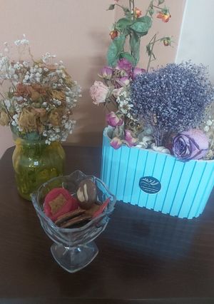 عکسی از دستور شکلات و بیسکوئیت و شکلات و مغز (تنقلات سالم و خوشمزه همراه یه فنجون چای یا قهوه) در ایر فرایر