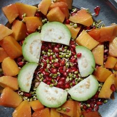 A picture of Sprout Fruit chaat.